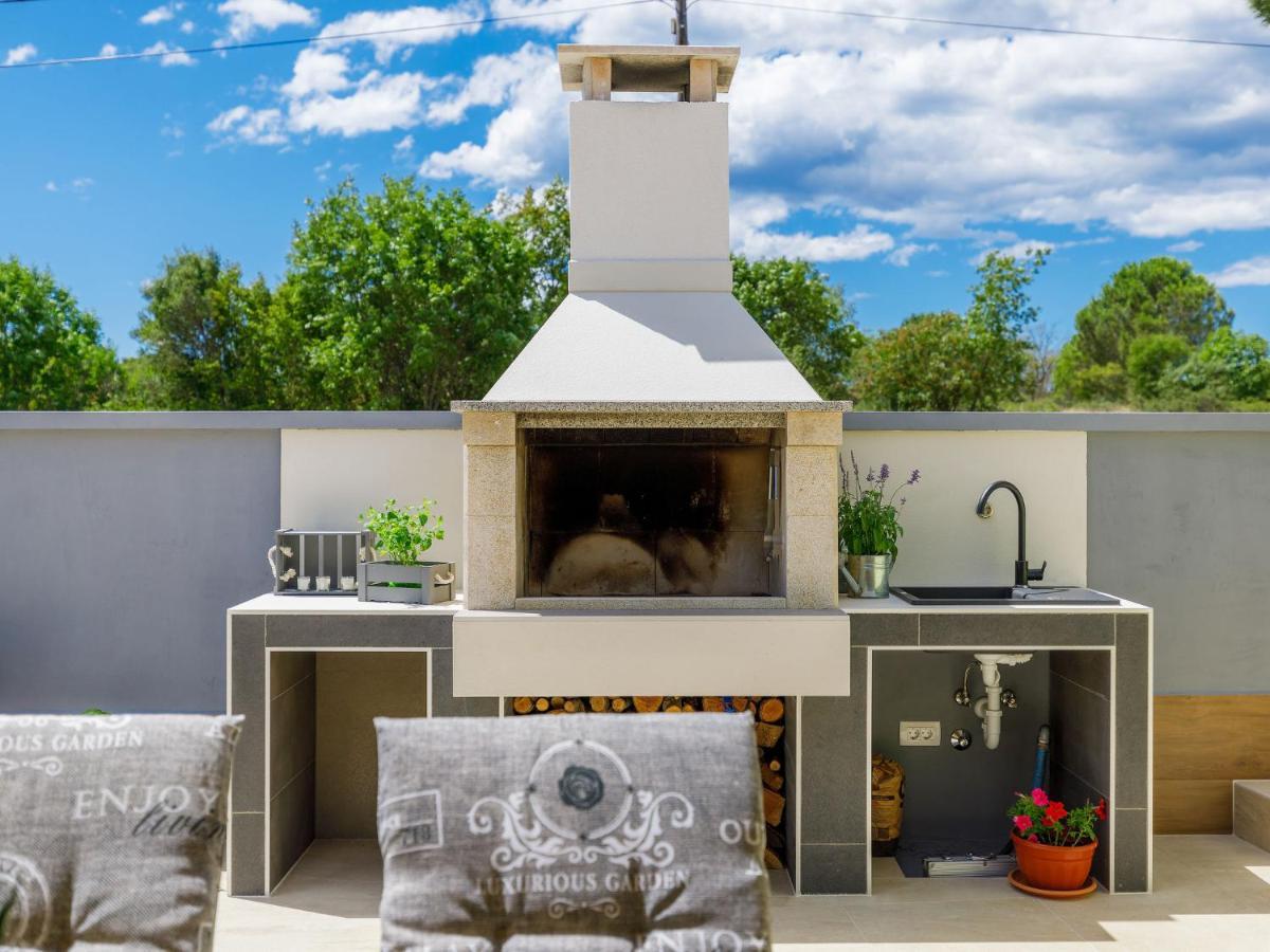 Holiday Home Laura By Interhome PUY Exterior foto